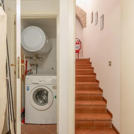 Dimora La Sapienza - Historical - Italywego Apartment *