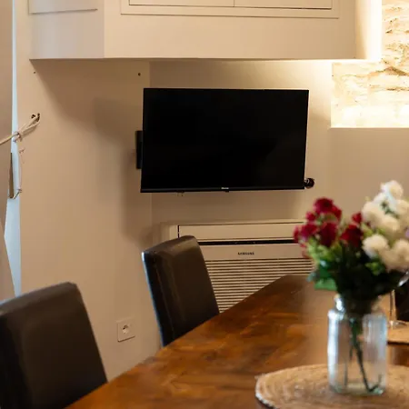 Dimora La Sapienza - Historical - Italywego Apartment